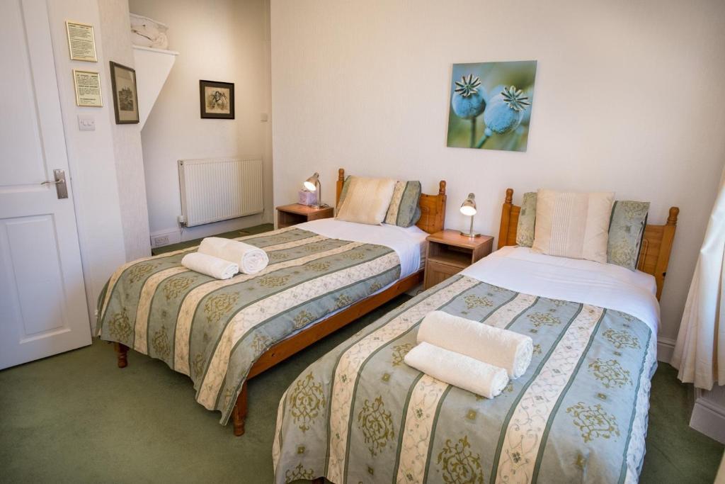 Somerset House B&B Grange-over-Sands Екстериор снимка
