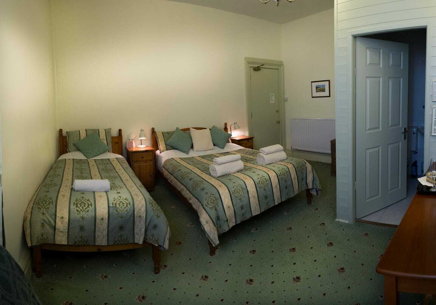 Somerset House B&B Grange-over-Sands Екстериор снимка