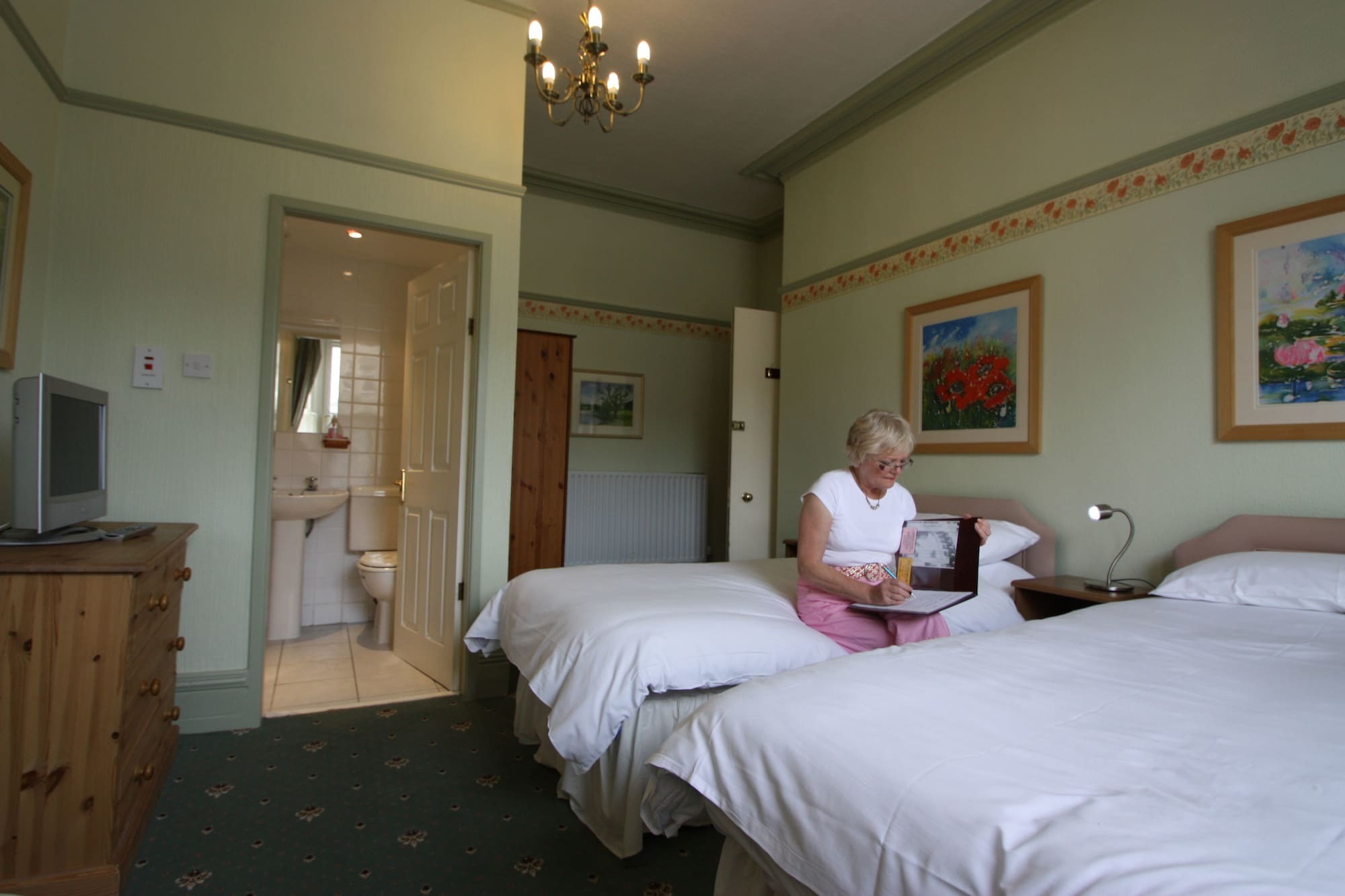 Somerset House B&B Grange-over-Sands Екстериор снимка